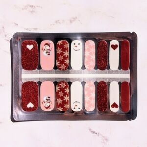 5 for $15 Nail Wraps- I ♥️ Frosty